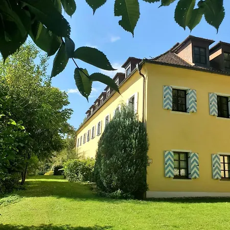 Aussergewoehnliche Familien- Und Hundefreundliche Maisonette-wohnung Im Historischen Jagdschloessl - Keine Monteure Apartman *