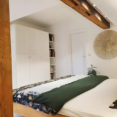 Aussergewoehnliche Familien- Und Hundefreundliche Maisonette-wohnung Im Historischen Jagdschloessl - Keine Monteure * Beilngries
