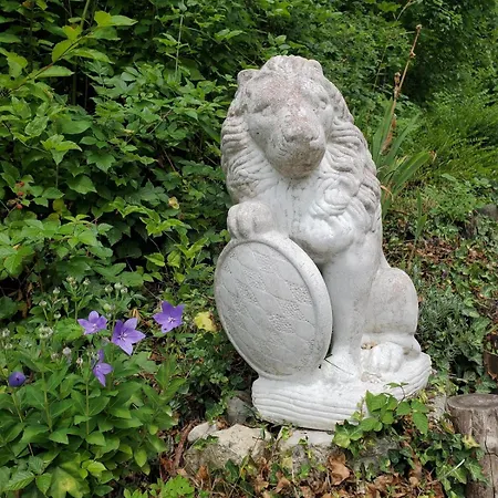 Apartamento Aussergewoehnliche Familien- Und Hundefreundliche Maisonette-wohnung Im Historischen Jagdschloessl - Keine Monteure Beilngries